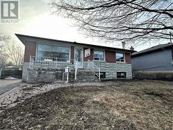 176 FELIX ROAD Richmond Hill, ON L4C 3M9