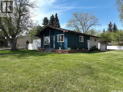 996 Bradshaw Place, Prince Albert, SK - Outdoor