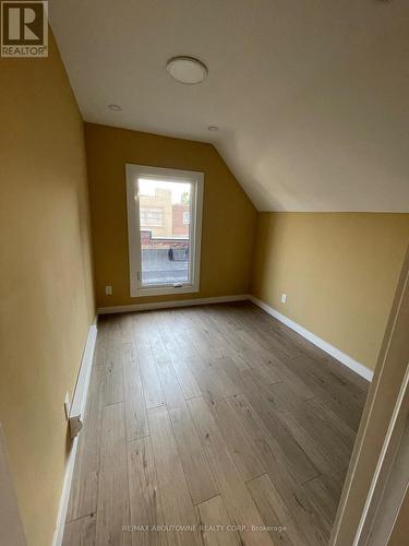 759 Barton Street E, Hamilton, ON - Indoor Photo Showing Other Room
