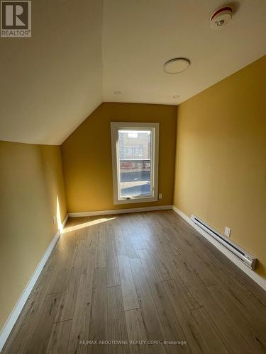 759 Barton Street E, Hamilton, ON - Indoor Photo Showing Other Room