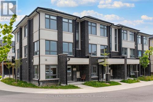 1383 BRANDENTON PATH  Oshawa, ON L1K 1A9