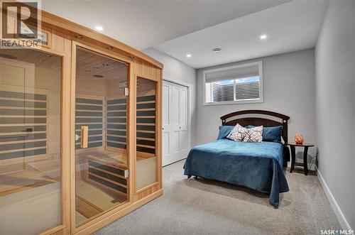 2 437 Palmer Crescent, Warman, SK - Indoor Photo Showing Bedroom