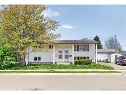 173-175 Lorne ST Moncton, NB E1C 3W2