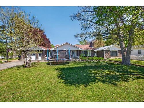 49 Mcintosh St, Miramichi, NB 