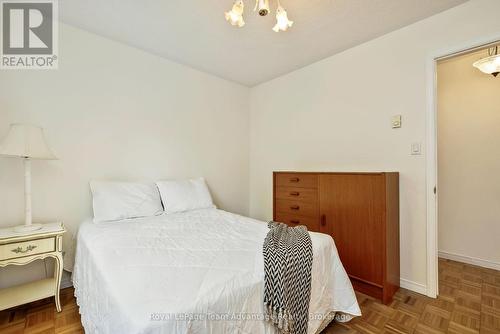 22 Silver Birch Circle, Mckellar, ON - Indoor Photo Showing Bedroom