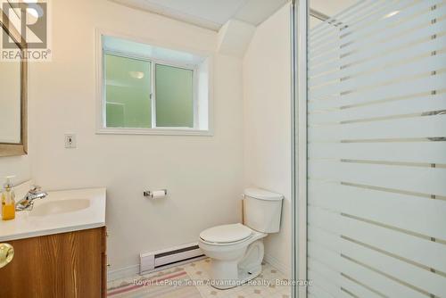 22 Silver Birch Circle, Mckellar, ON - Indoor Photo Showing Bathroom
