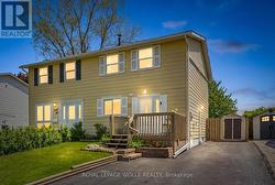 71 BLACKHORNE DRIVE  Kitchener, ON N2E 1T5