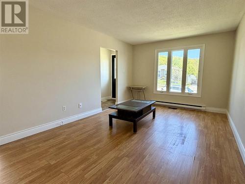 55 Pearson Dr, Elliot Lake, ON - Indoor Photo Showing Other Room
