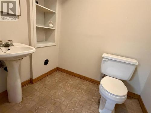 55 Pearson Dr, Elliot Lake, ON - Indoor Photo Showing Bathroom