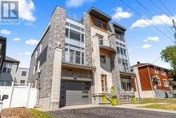 69 DONALD STREET  Ottawa, ON K1K 1N3