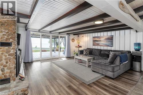 577 Edgewater Place, Dunnville, ON - Indoor