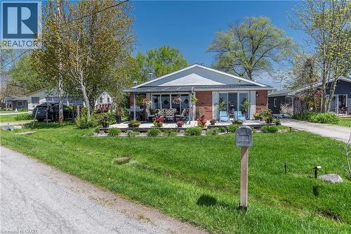 577 Edgewater Place, Dunnville, ON - Outdoor With Deck Patio Veranda