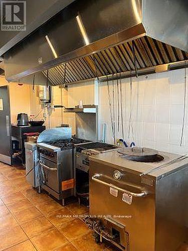 7040 Airport Road, Mississauga, ON 