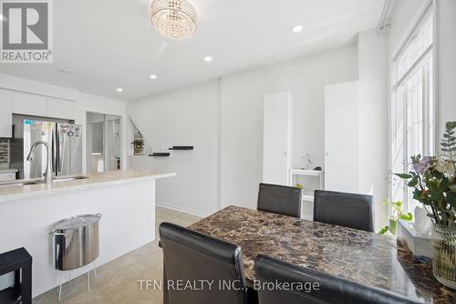 123 Brickyard Way, Brampton, ON - Indoor Photo Showing Kitchen