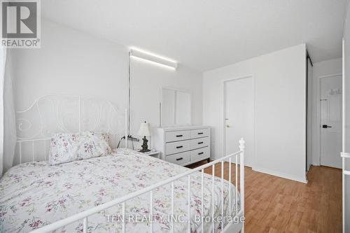 123 Brickyard Way, Brampton, ON - Indoor Photo Showing Bedroom