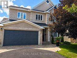 19 FARMFIELD CRESCENT Ottawa, ON K2M 2S9