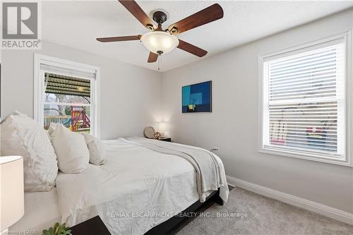 2074 Churchill Avenue, Burlington, ON - Indoor Photo Showing Bedroom