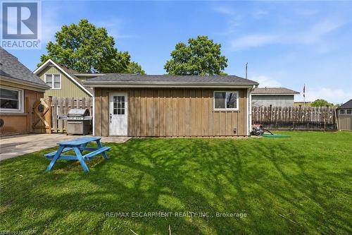 2074 Churchill Avenue, Burlington, ON - Outdoor