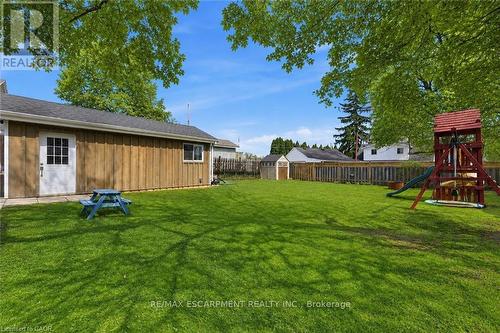 2074 Churchill Avenue, Burlington, ON - Outdoor