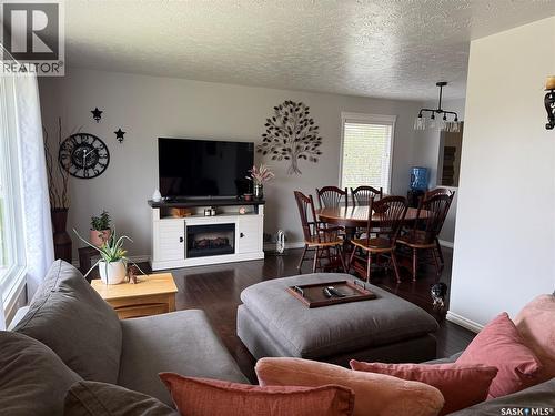 1920 Dyer Road, Estevan, SK - Indoor Photo Showing Living Room