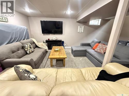 1920 Dyer Road, Estevan, SK - Indoor