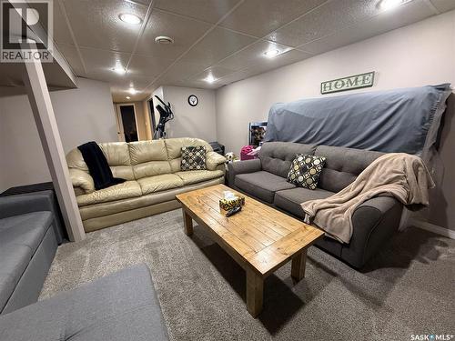 1920 Dyer Road, Estevan, SK - Indoor