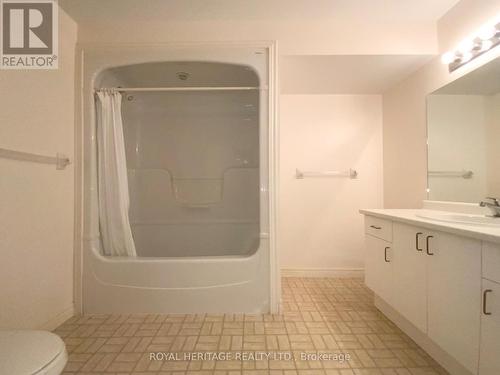 L/L 4 PC BATH - 2 Mill Street, Kawartha Lakes (Bobcaygeon), ON - Indoor Photo Showing Bathroom