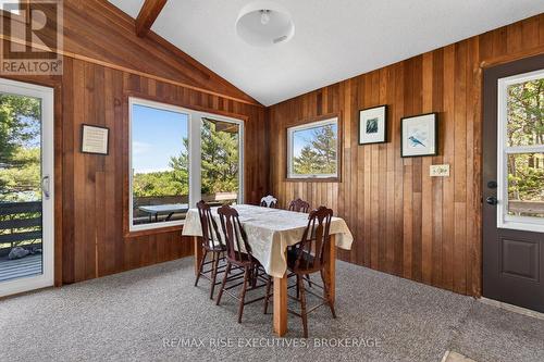 956 Roddick Lane, Leeds And The Thousand Islands, ON - Indoor Photo Showing Dining Room
