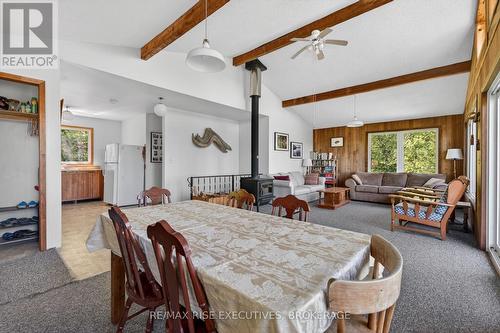 956 Roddick Lane, Leeds And The Thousand Islands, ON - Indoor Photo Showing Other Room
