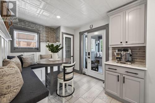 28 Wellington Street, St. Thomas, ON - Indoor Photo Showing Dining Room