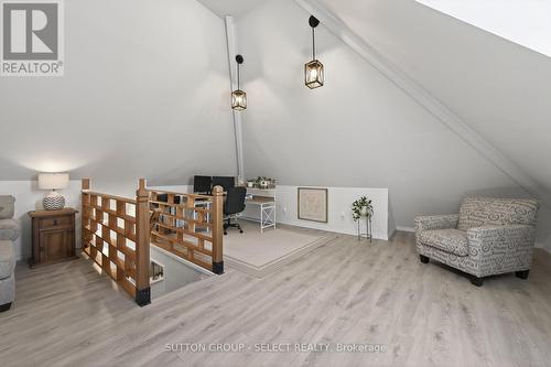28 Wellington Street, St. Thomas, ON - Indoor Photo Showing Other Room