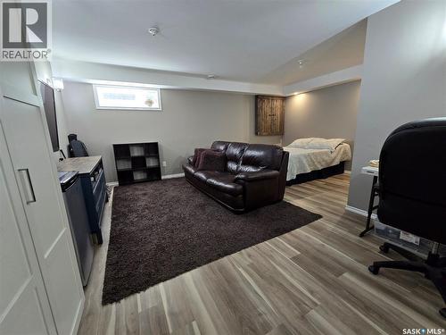 610 Barber Crescent, Weyburn, SK - Indoor