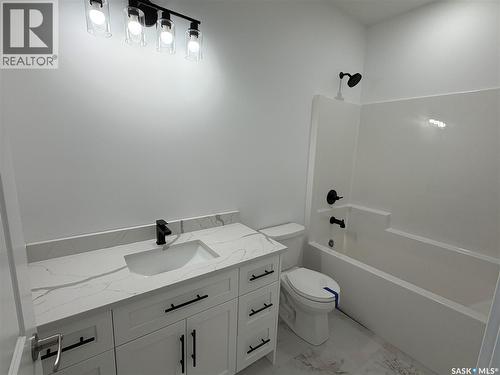 110 Lakewood Drive, Humboldt, SK - Indoor Photo Showing Bathroom