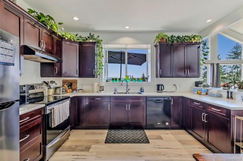 1860 Morello Rd, Nanoose Bay, BC 