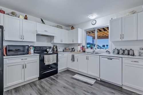 1860 Morello Rd, Nanoose Bay, BC 