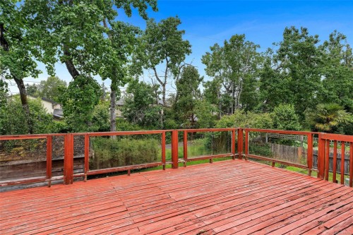 3958 Emerald Pl, Saanich, BC 