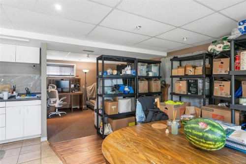 3958 Emerald Pl, Saanich, BC 