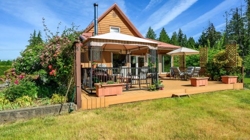 2924 Baird Rd, Courtenay, BC 