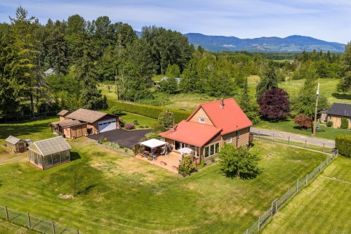 2924 Baird Rd, Courtenay, BC 
