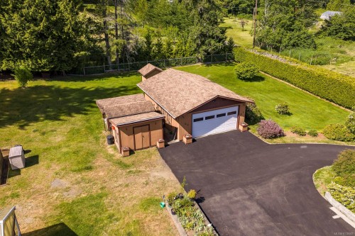 2924 Baird Rd, Courtenay, BC 