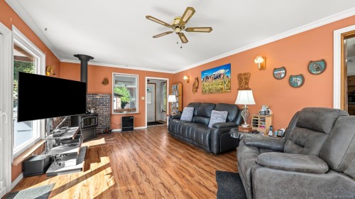 2924 Baird Rd, Courtenay, BC 