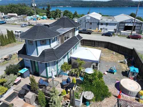 4249 Middle Point Dr, Campbell River, BC 