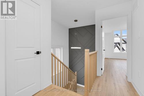 48 Brandon Crescent, New Tecumseth, ON - Indoor Photo Showing Other Room