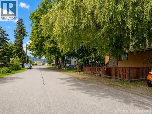 7310 51 Street Ne, Salmon Arm, BC - Outdoor