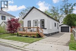 136 Adelaide STREET South Chatham, ON N7M 4R7