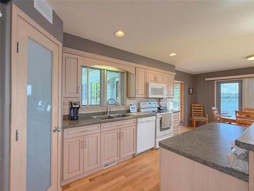 12 Sunset Road, Killarney, MB 