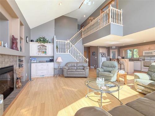 12 Sunset Road, Killarney, MB 