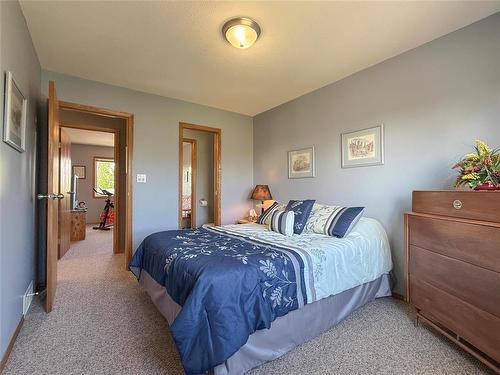 12 Sunset Road, Killarney, MB 