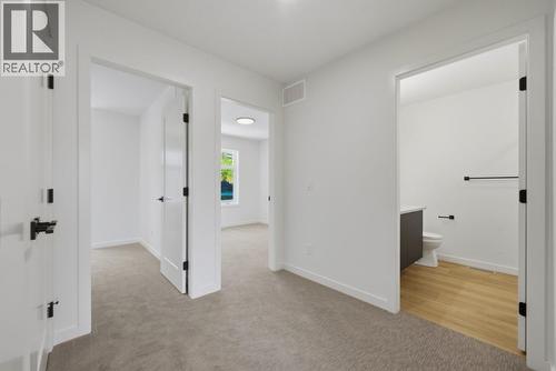 7599 Klinger Road Unit# 18, Okanagan Landing, BC - Indoor Photo Showing Other Room