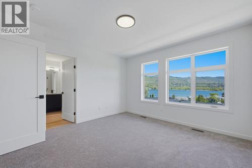 7599 Klinger Road Unit# 18, Okanagan Landing, BC - Indoor Photo Showing Other Room